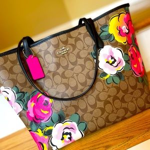 Coach Tote